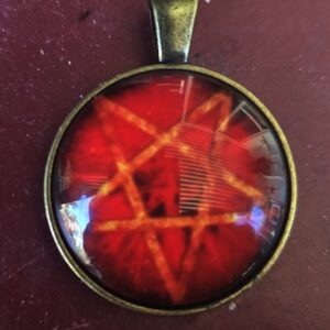 Pendant orange star